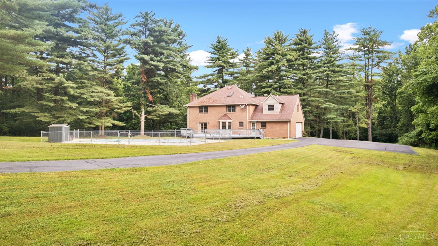 2030 Grandview Lane