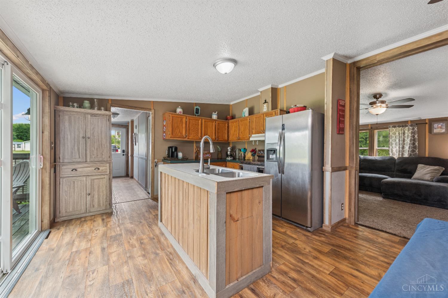 13537 Locust Ridge New Harmony
