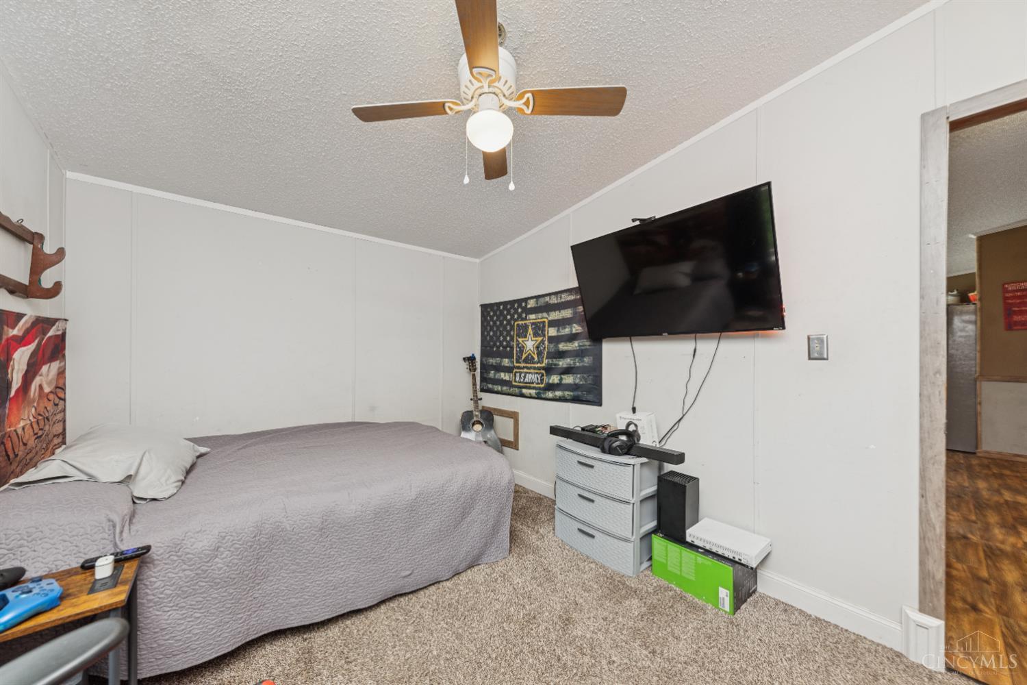 13537 Locust Ridge New Harmony