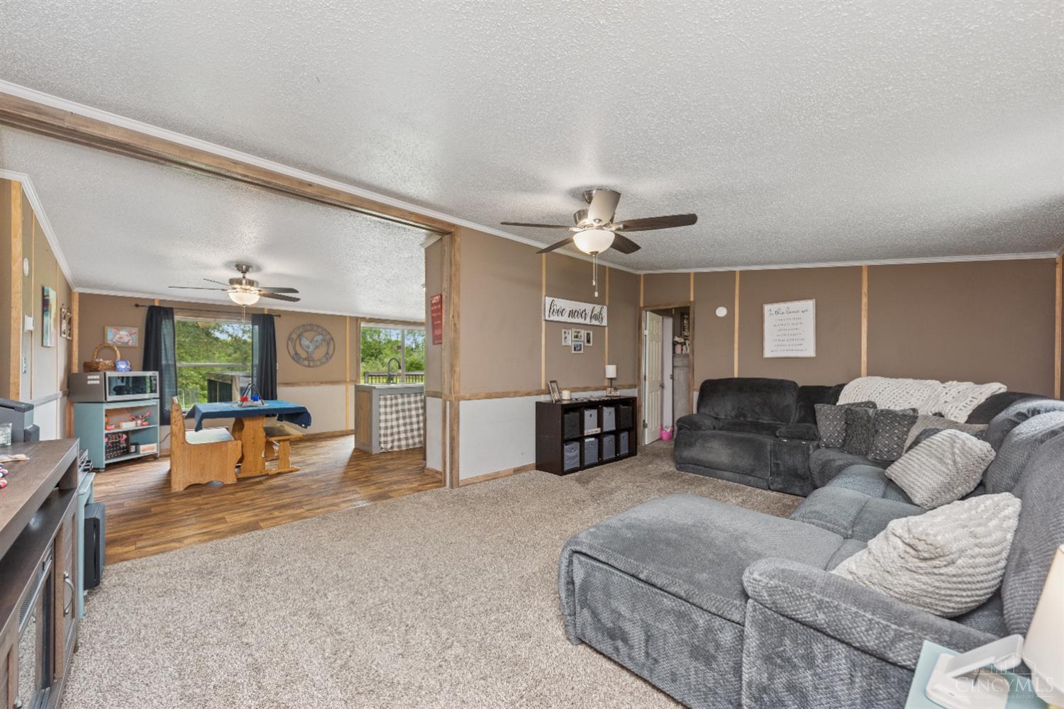 13537 Locust Ridge New Harmony