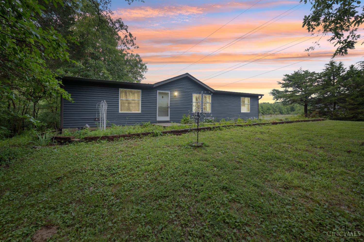 13537 Locust Ridge New Harmony