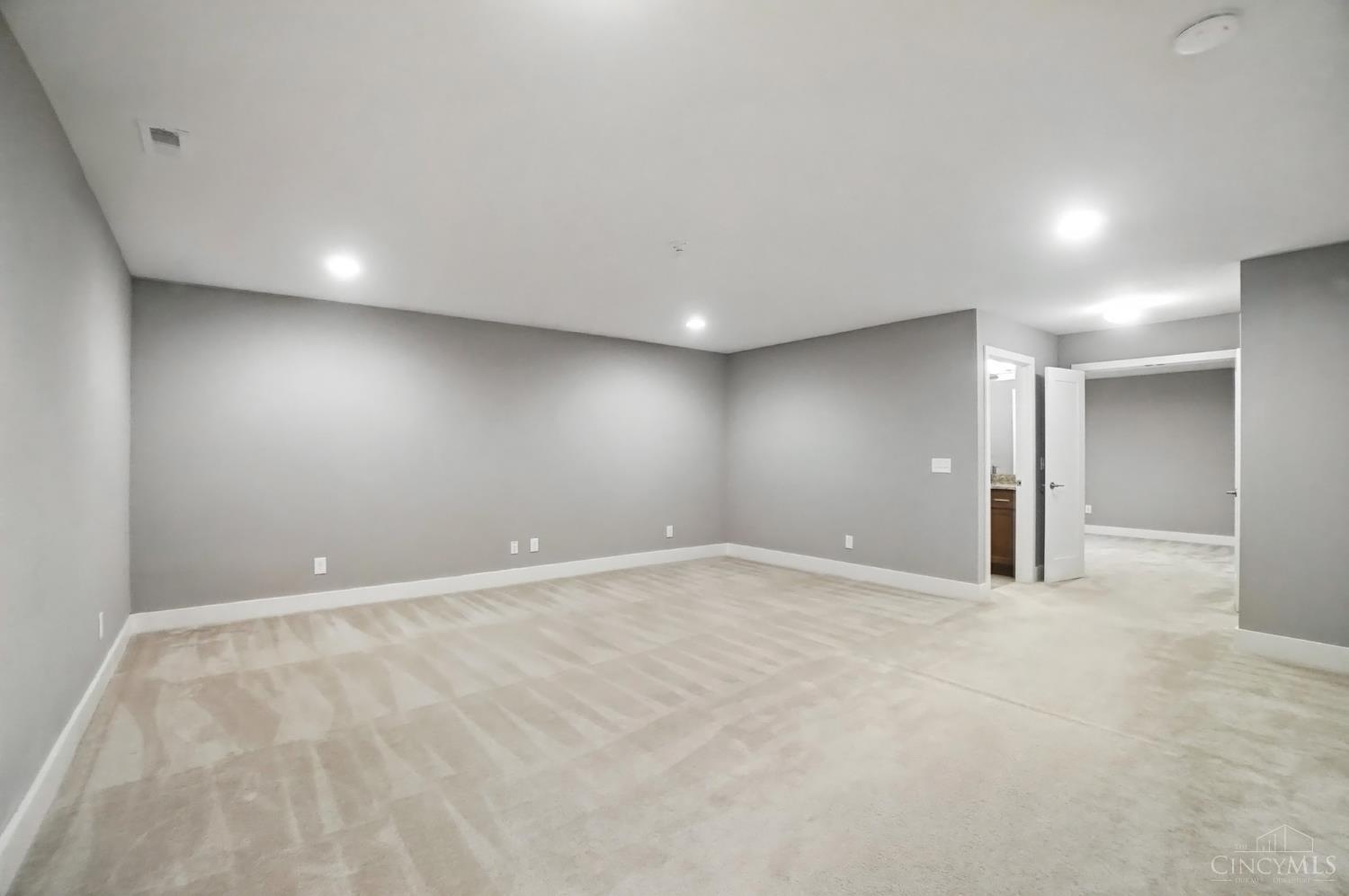 9219 Leland Ct