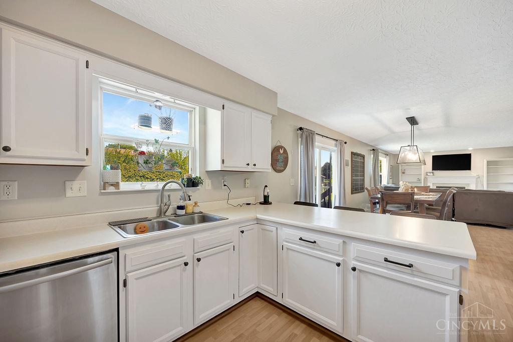 936 Legacy Court