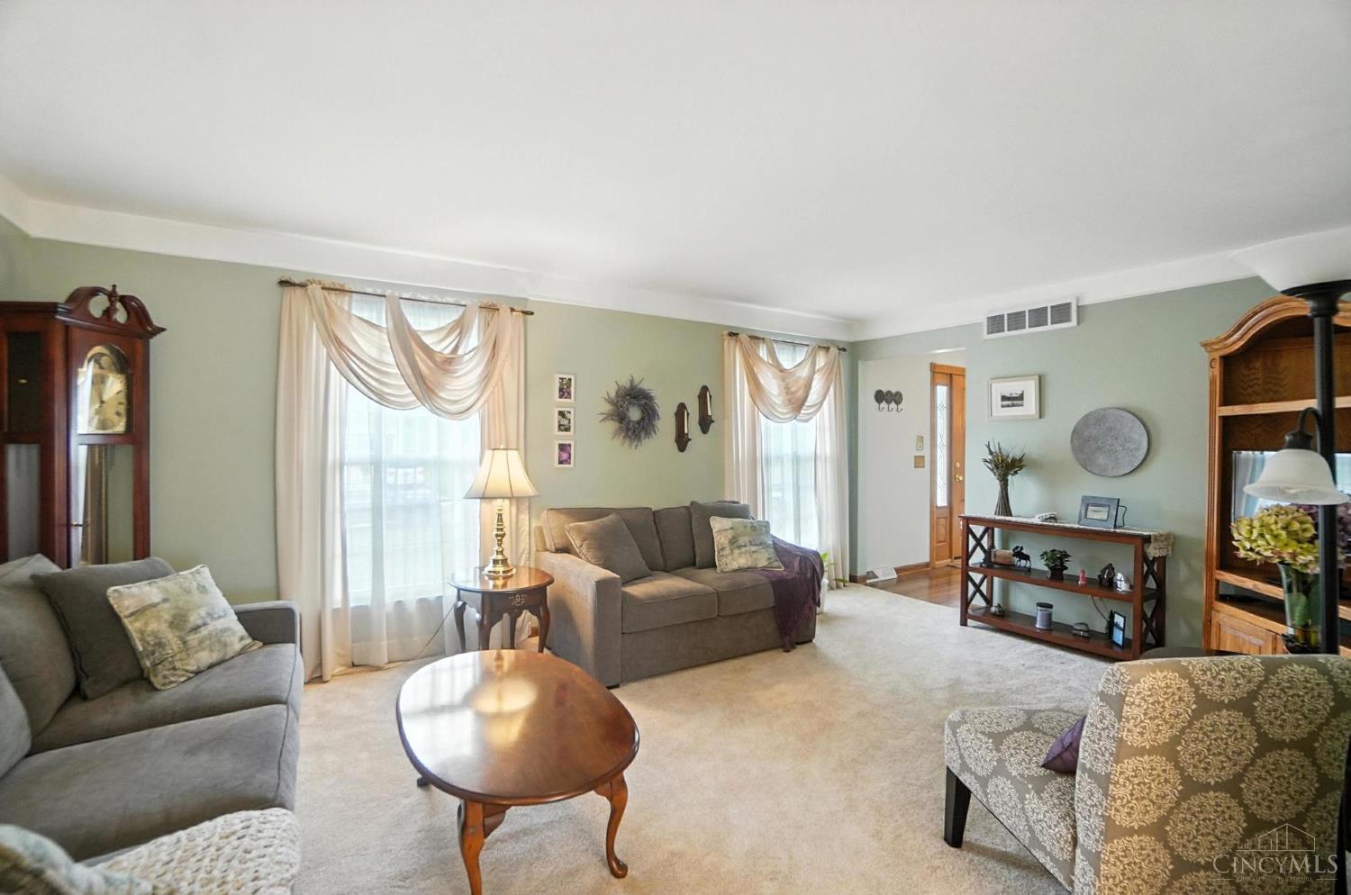 5527 Seville Court