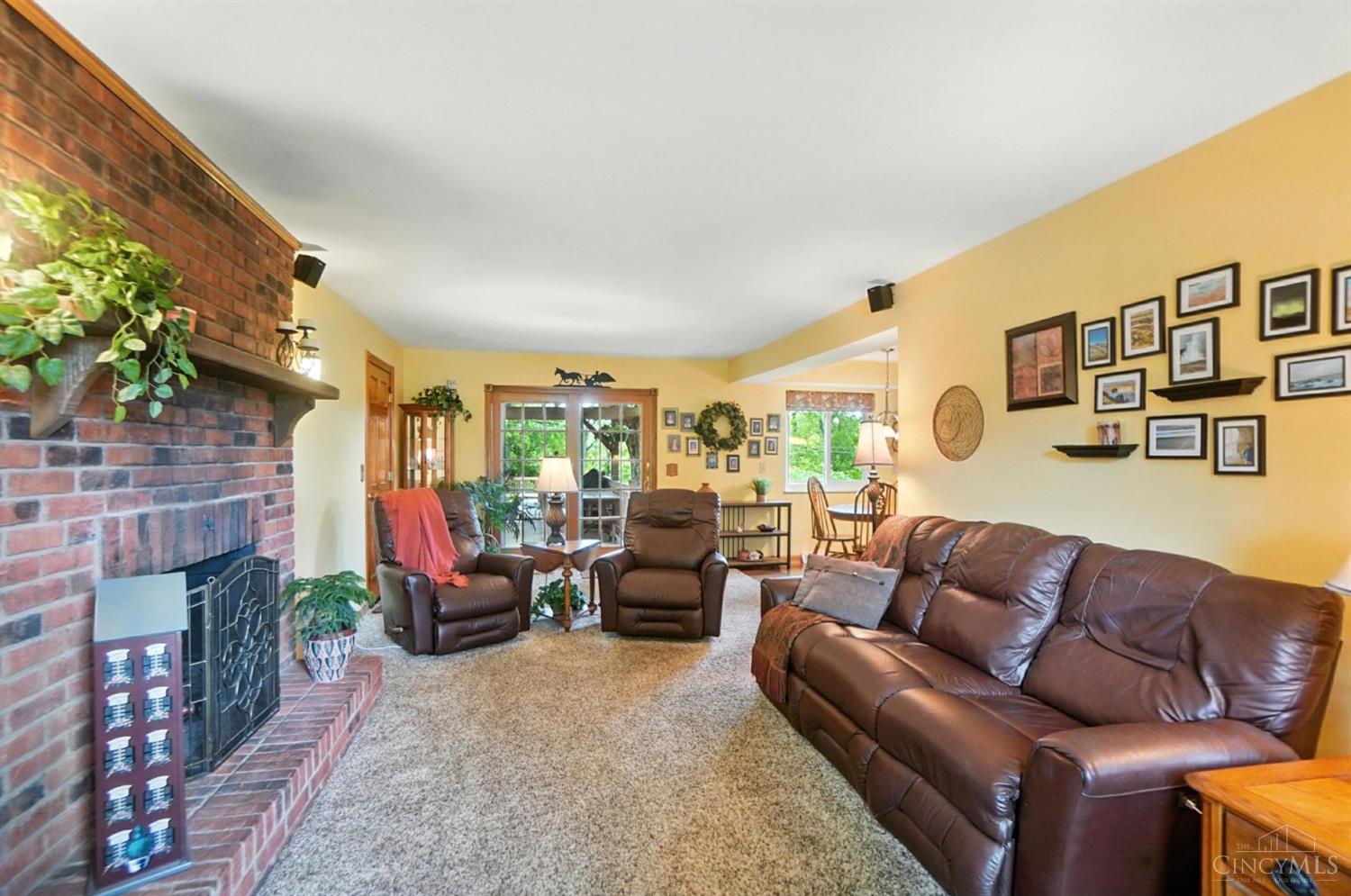 5527 Seville Court