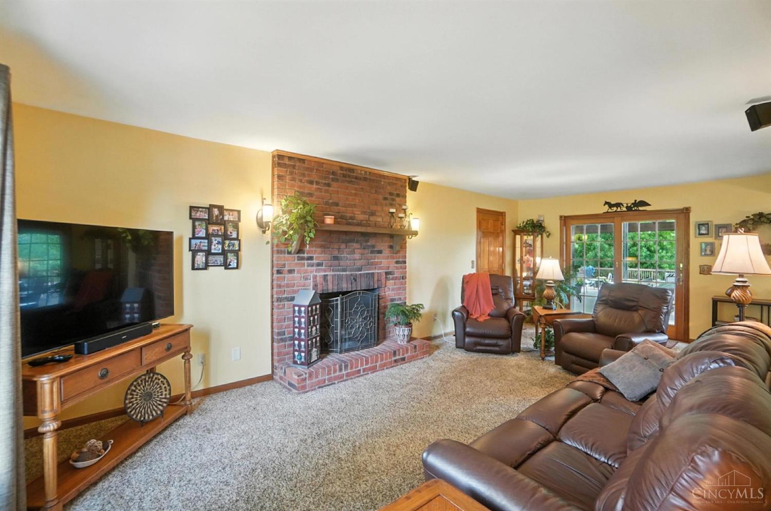 5527 Seville Court
