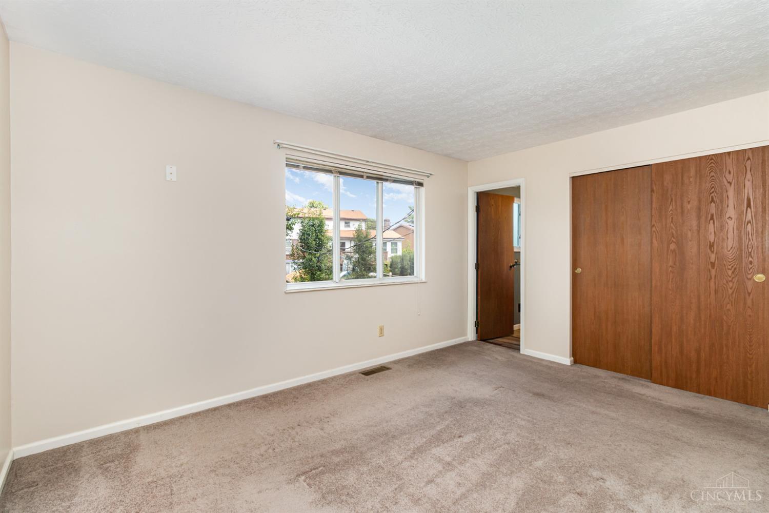224 Halidonhill Lane
