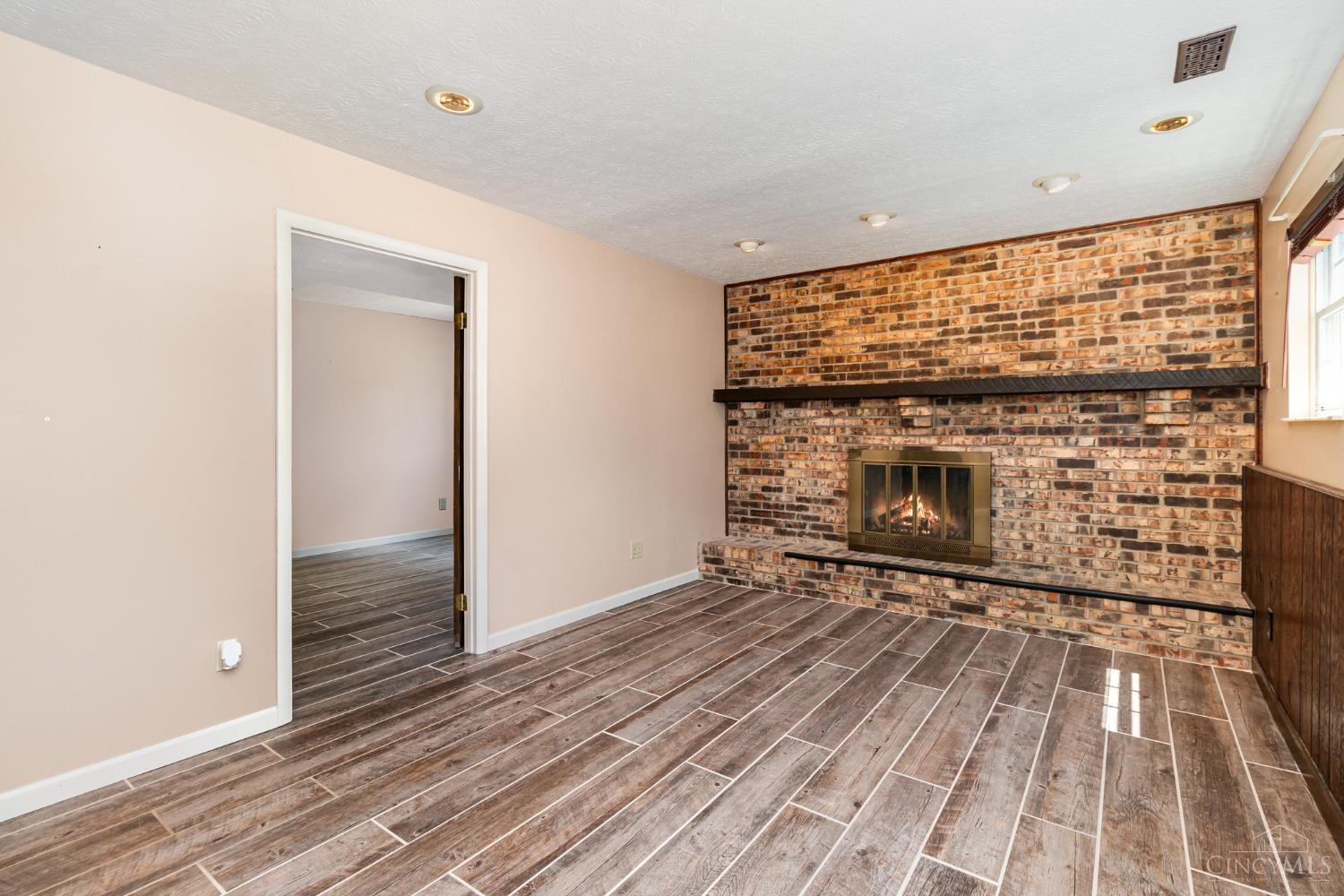 224 Halidonhill Lane