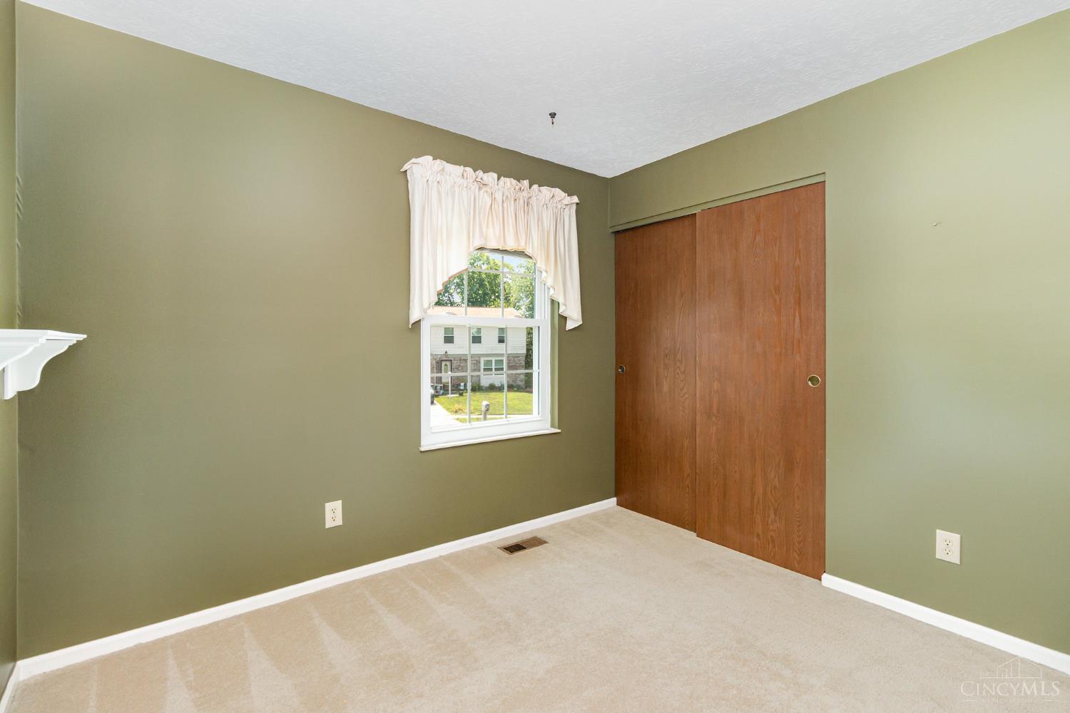 224 Halidonhill Lane