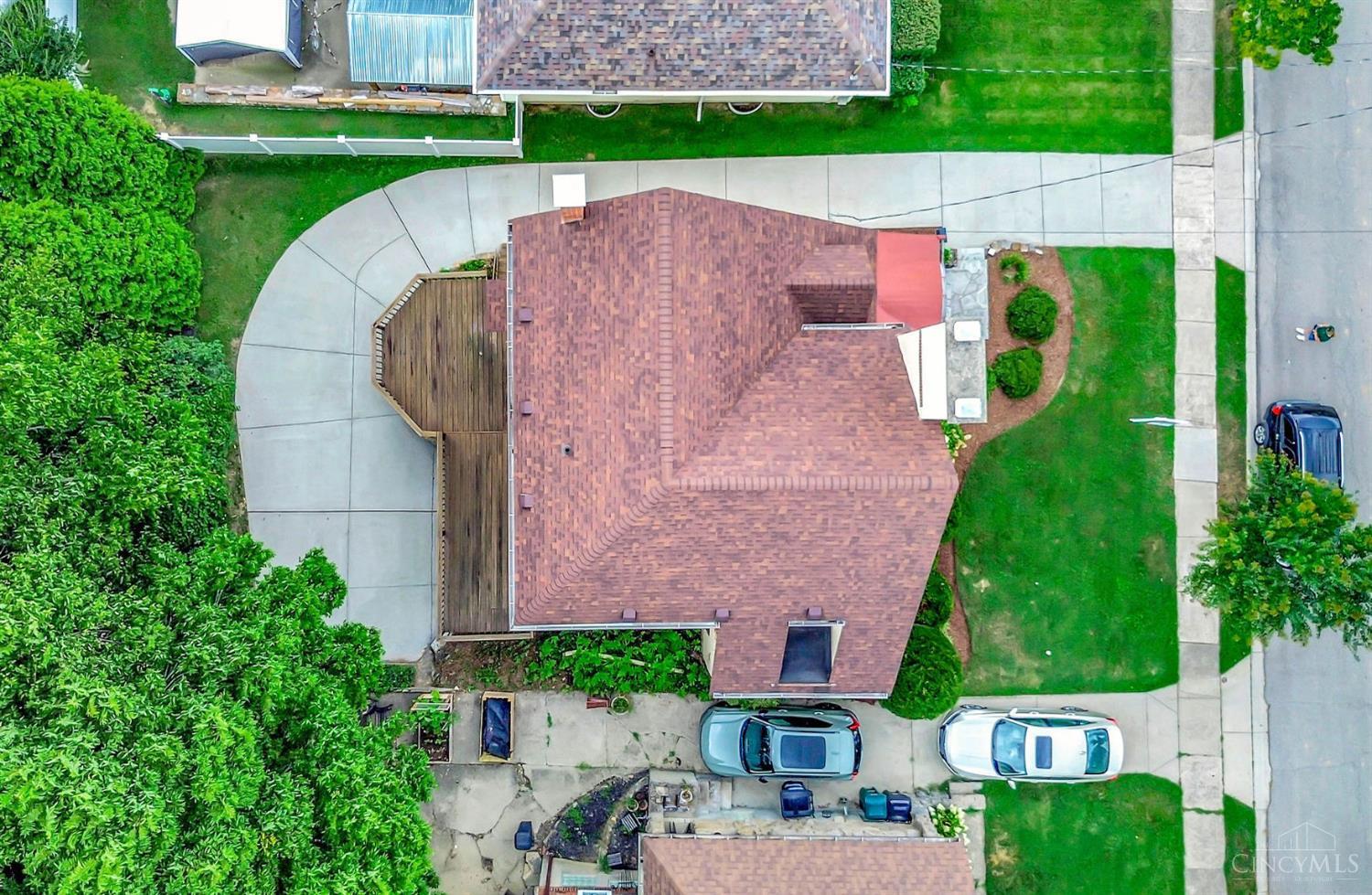 5742 Marmion Lane