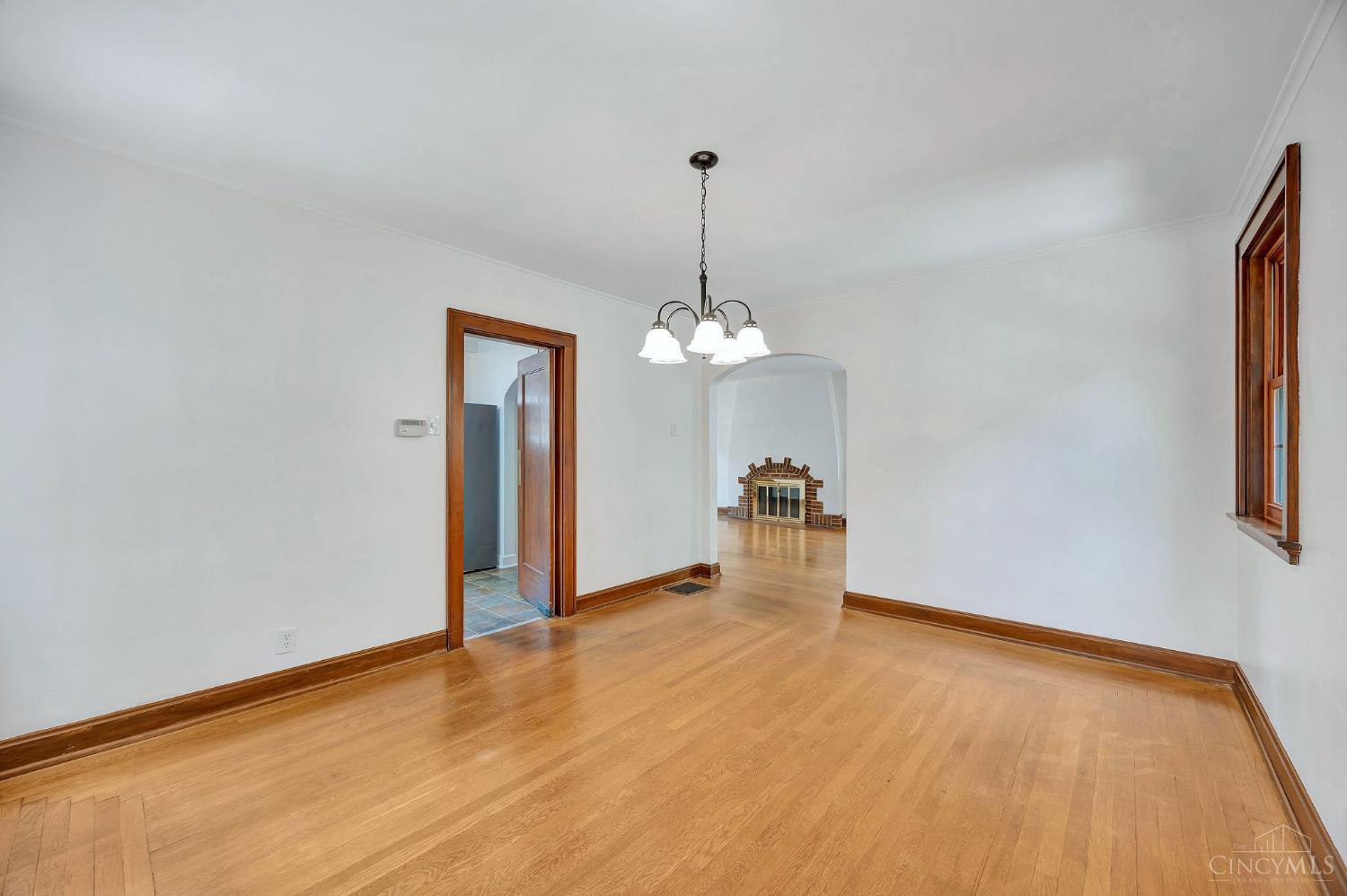 5742 Marmion Lane