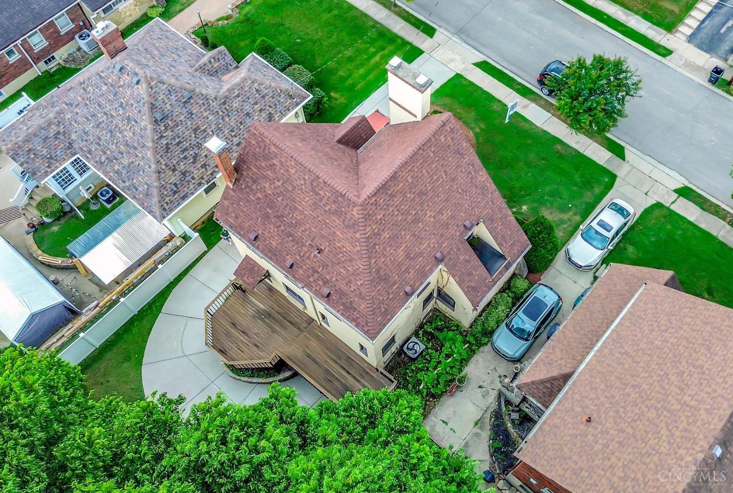 5742 Marmion Lane