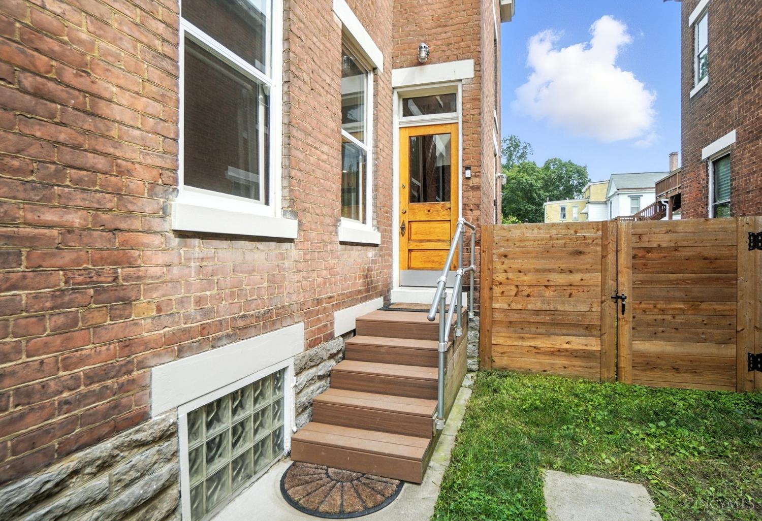 1408 Chase Avenue