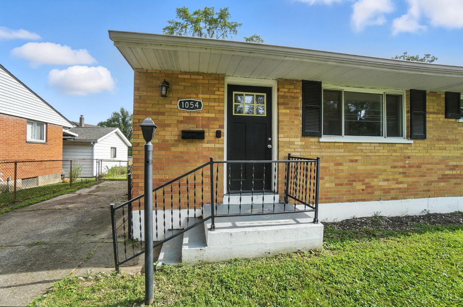1054 St Clair Avenue