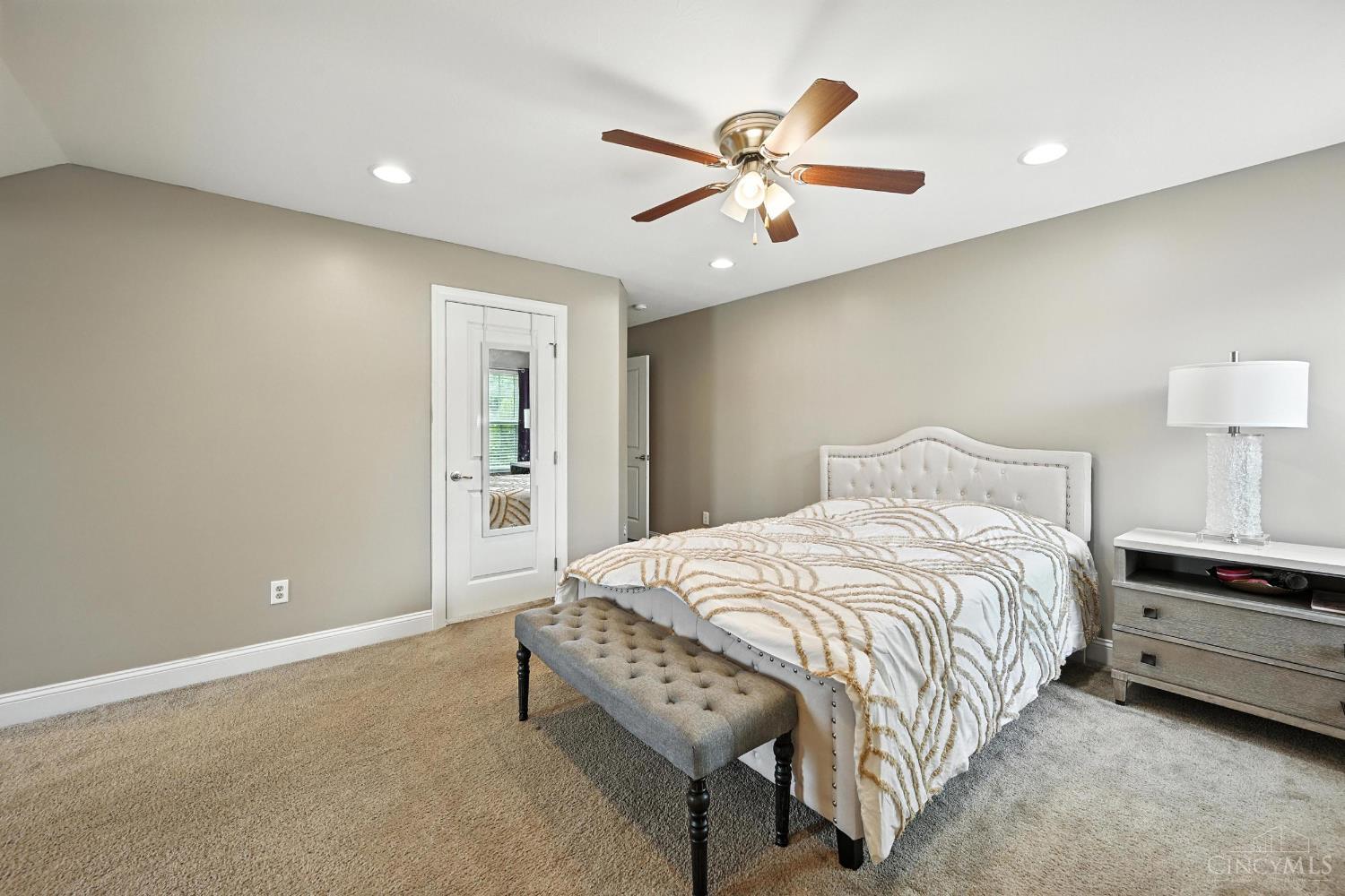 7498 Cherokee Lane