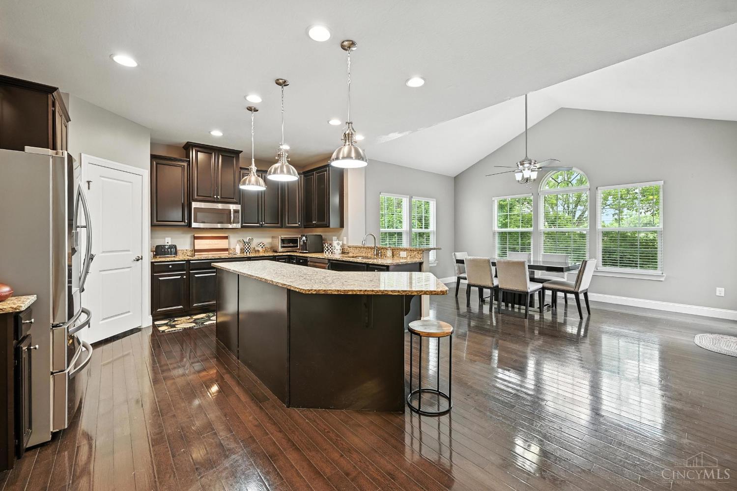 7498 Cherokee Lane