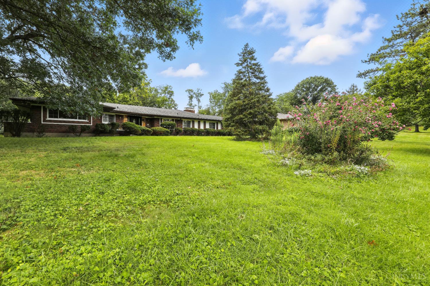 3245 Longmeadow Lane
