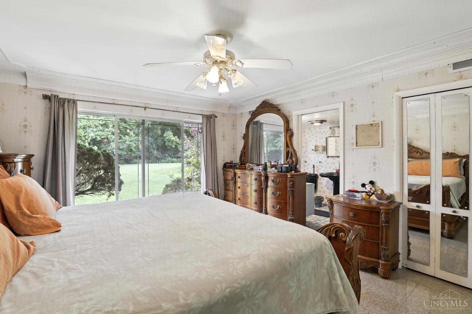 3245 Longmeadow Lane