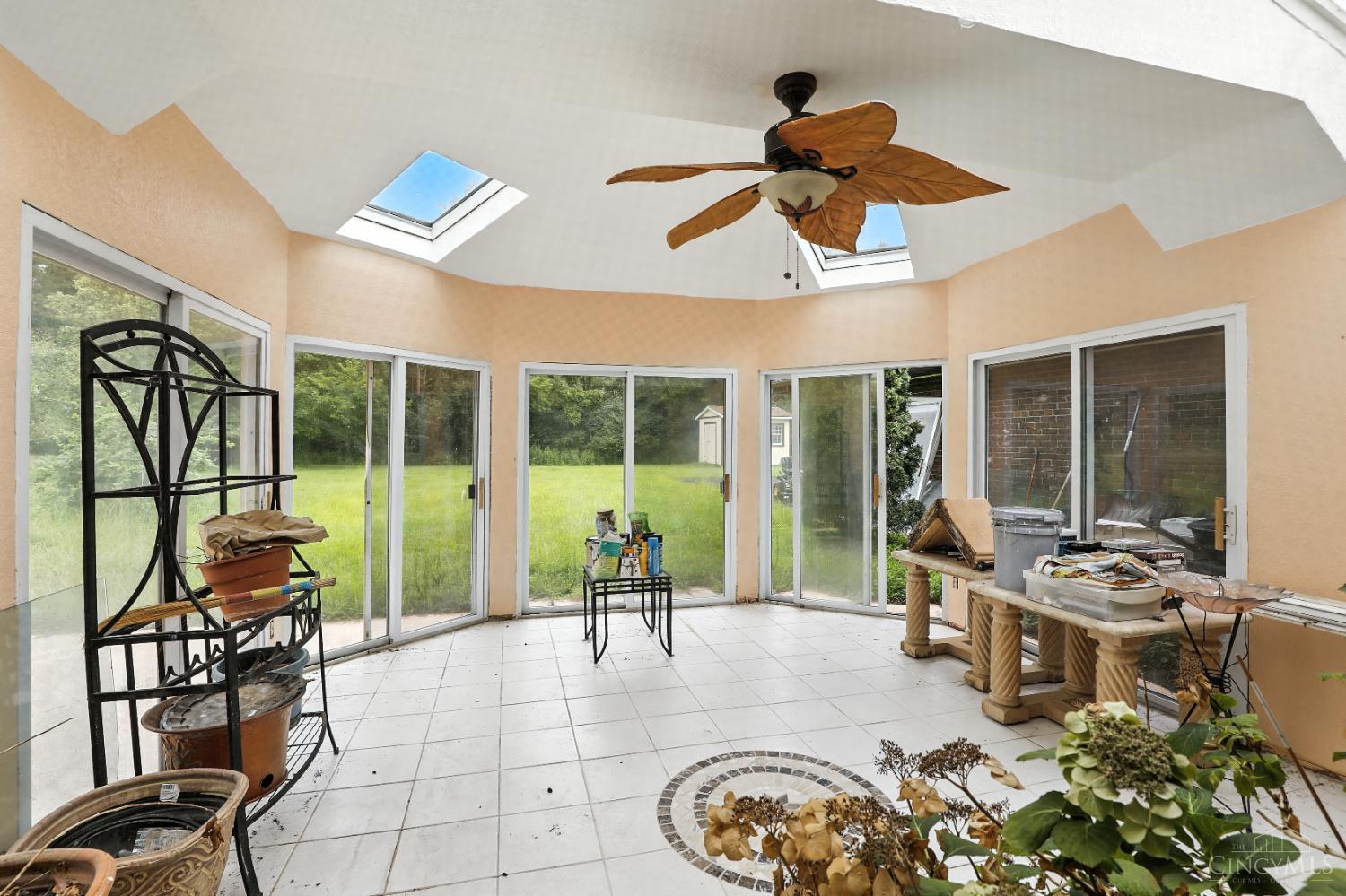 3245 Longmeadow Lane