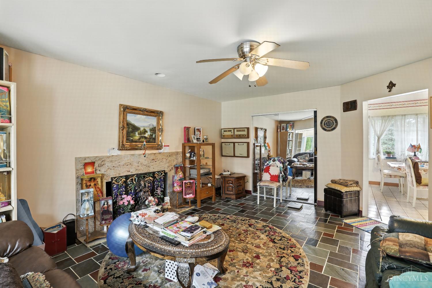 3245 Longmeadow Lane