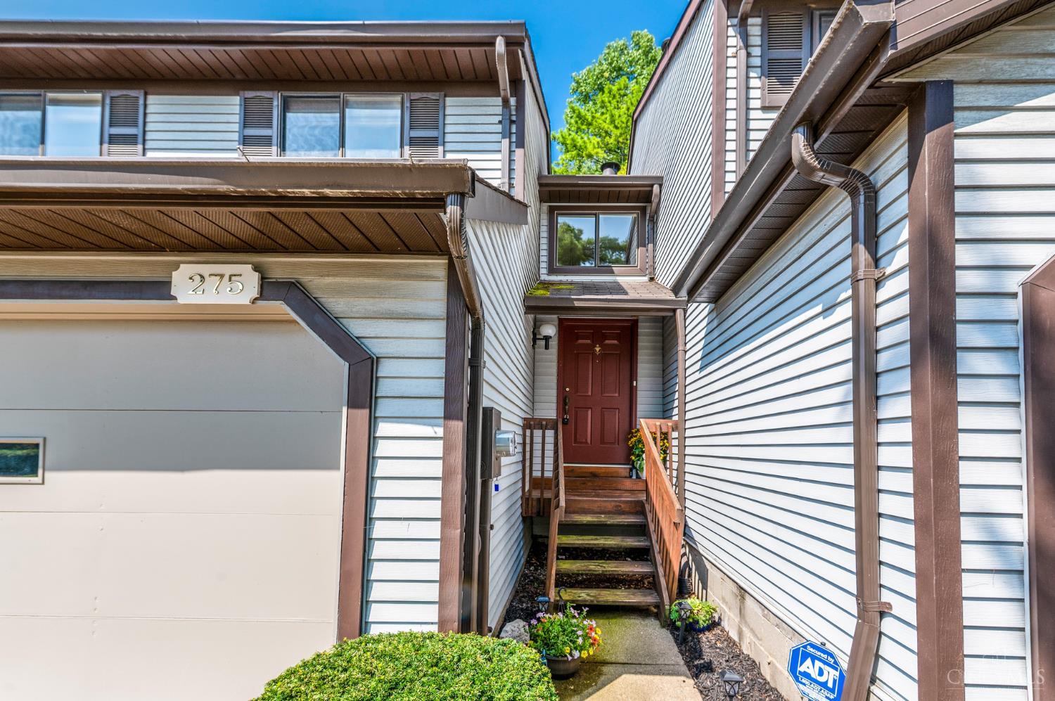 275 Bennington Way
