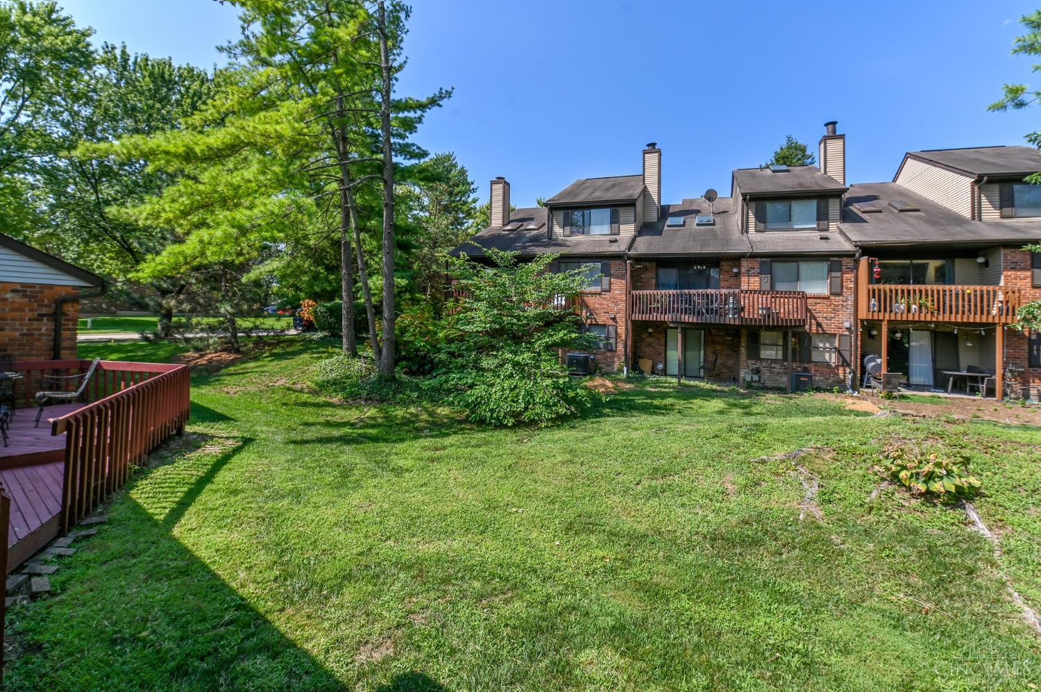 275 Bennington Way