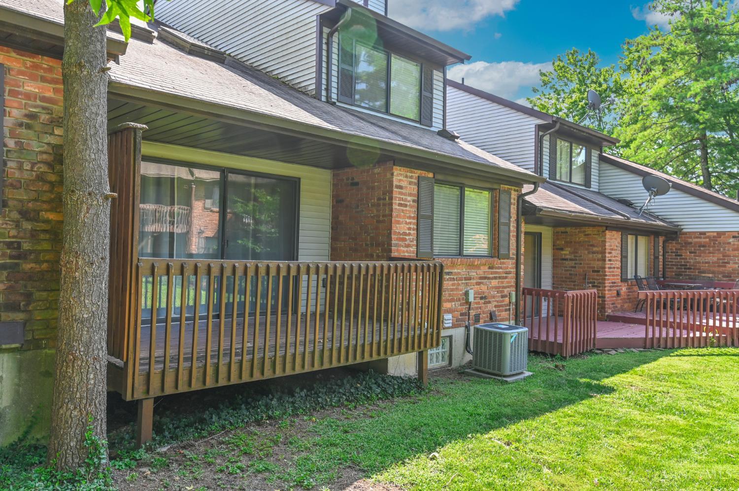 275 Bennington Way