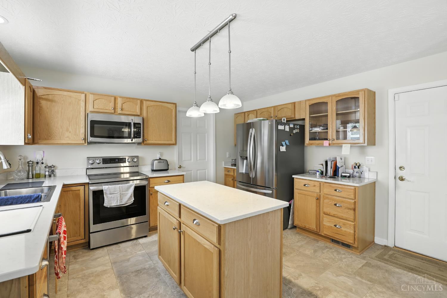 5596 Shady Meadows Drive