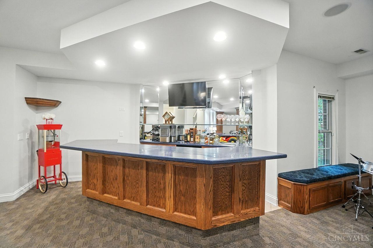 1555 Sharjoy Court