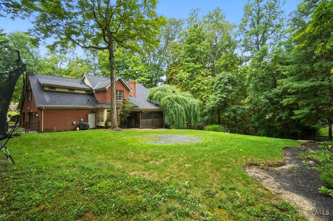 1555 Sharjoy Court