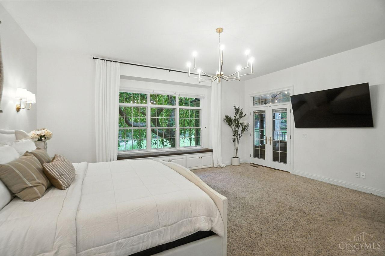 1555 Sharjoy Court