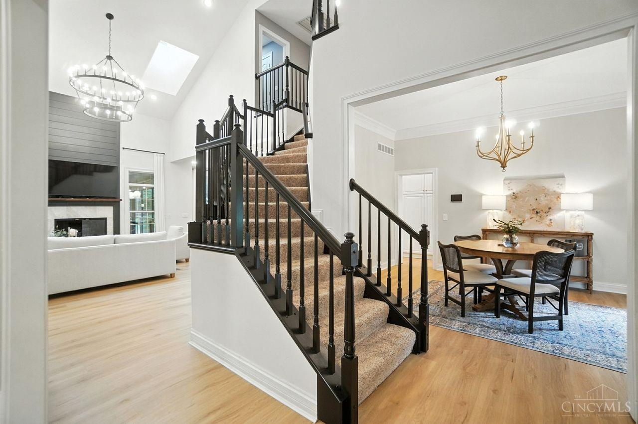 1555 Sharjoy Court
