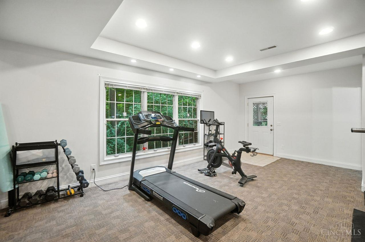 1555 Sharjoy Court