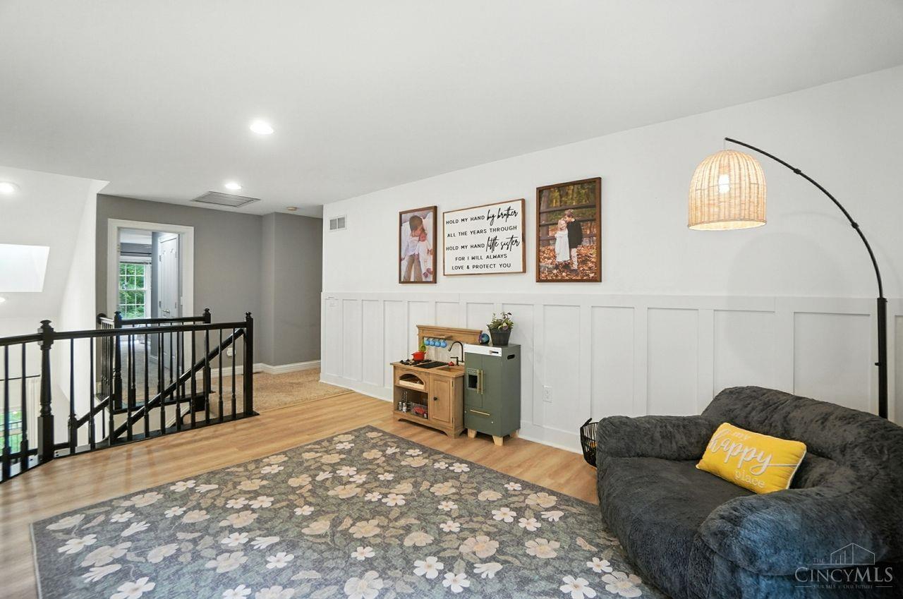 1555 Sharjoy Court