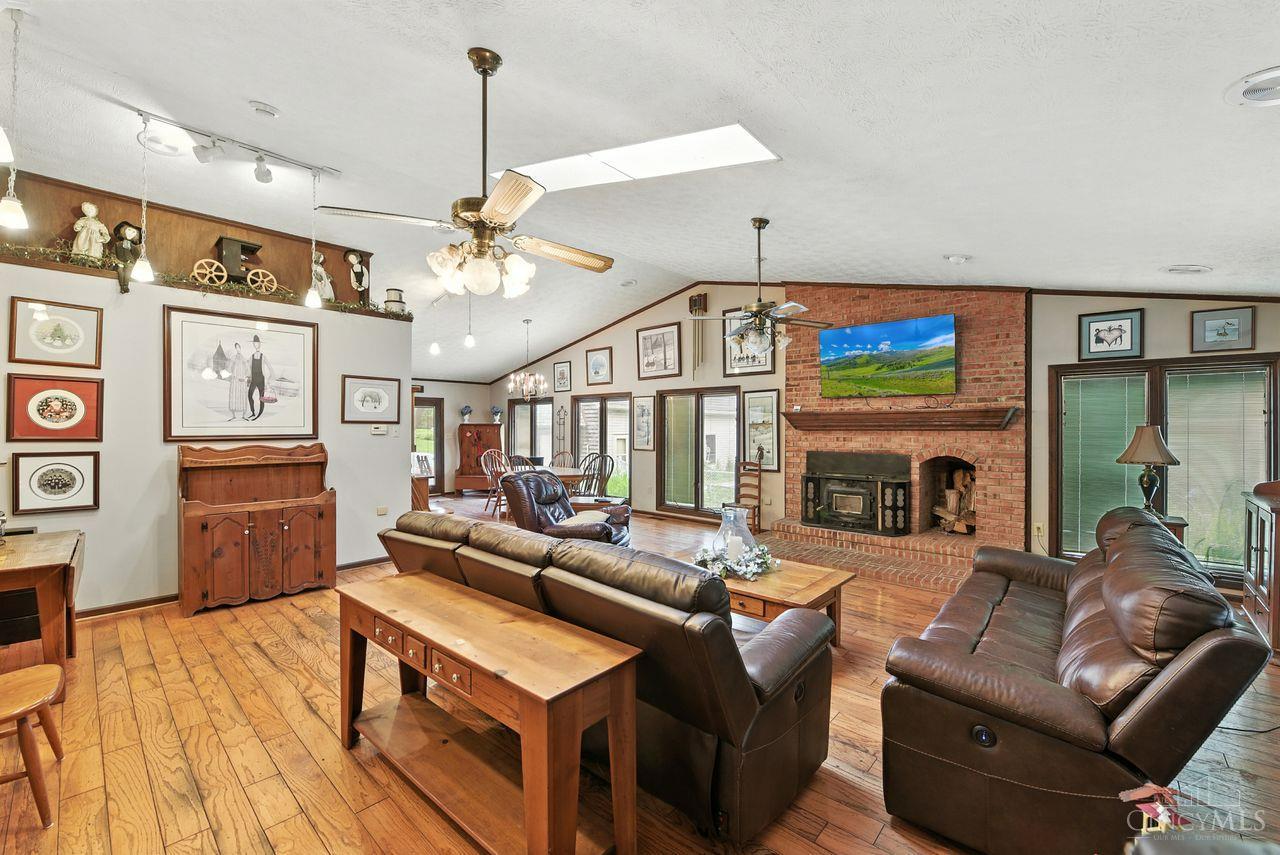 81 Grandview Drive