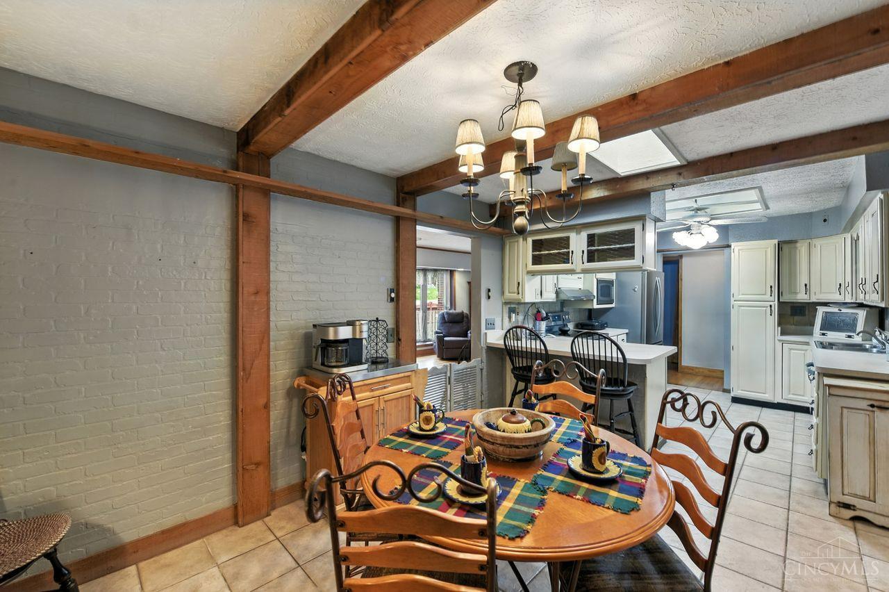 81 Grandview Drive