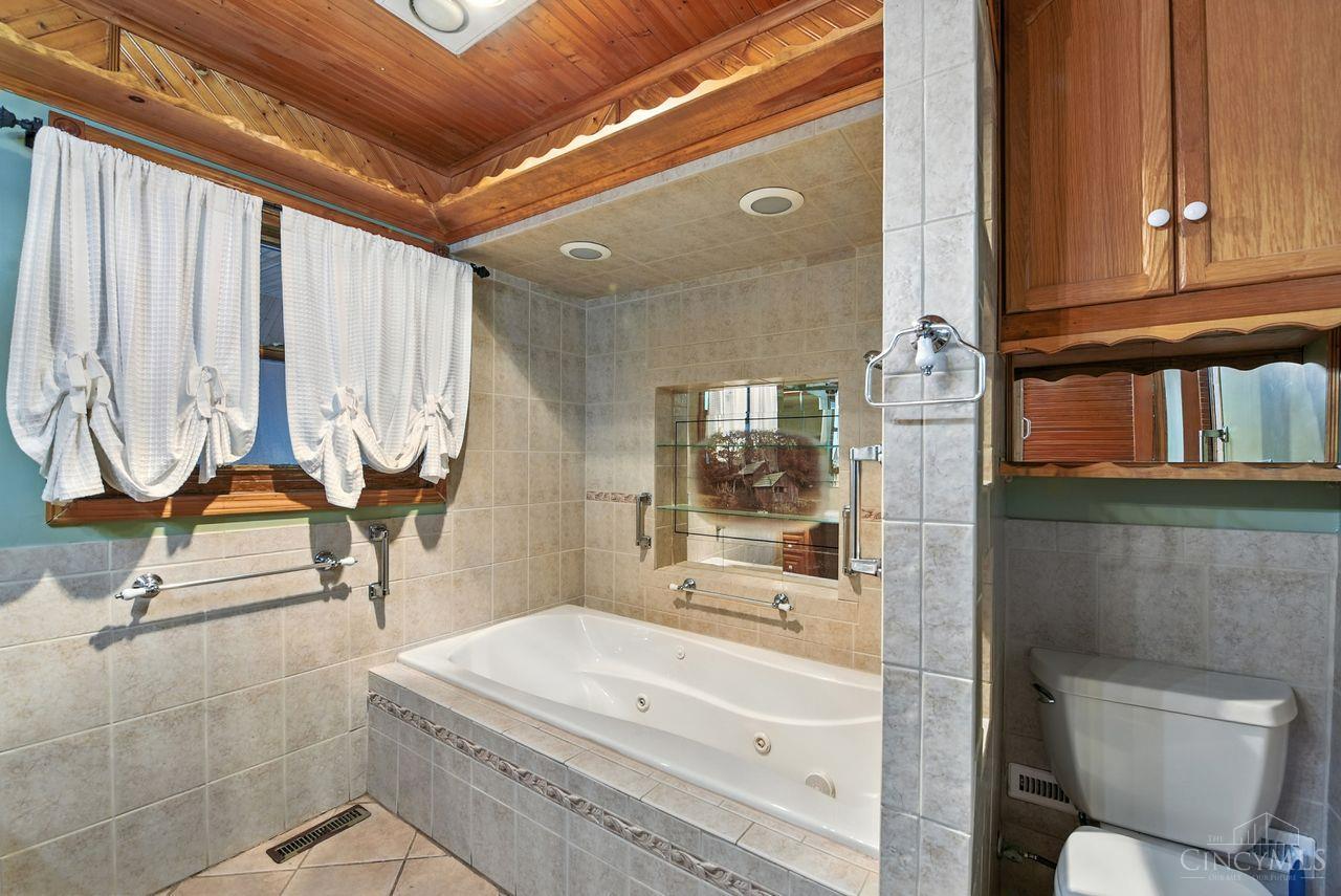 81 Grandview Drive