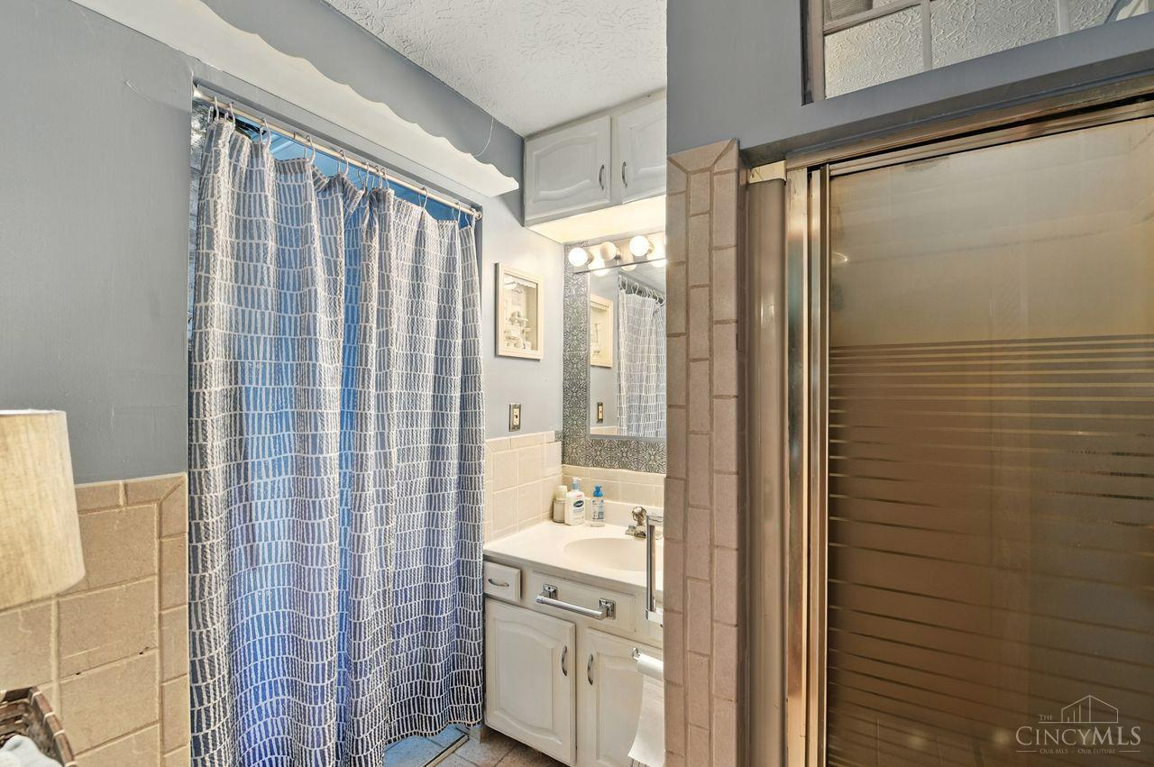 81 Grandview Drive