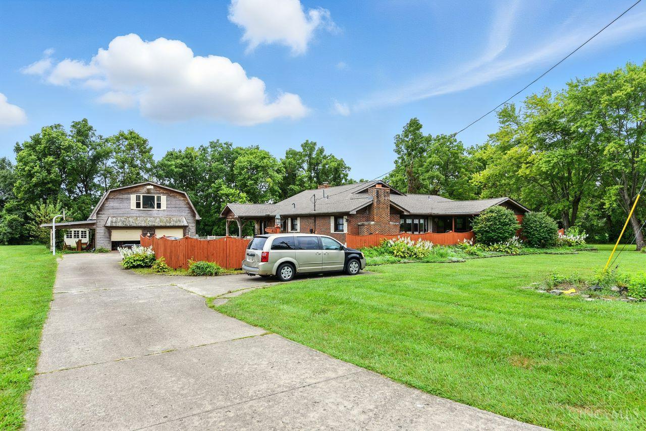 81 Grandview Drive