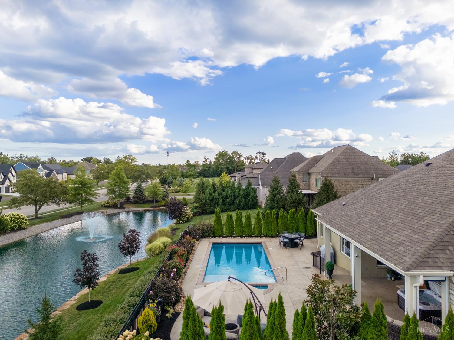 8074 Big Oak Circle