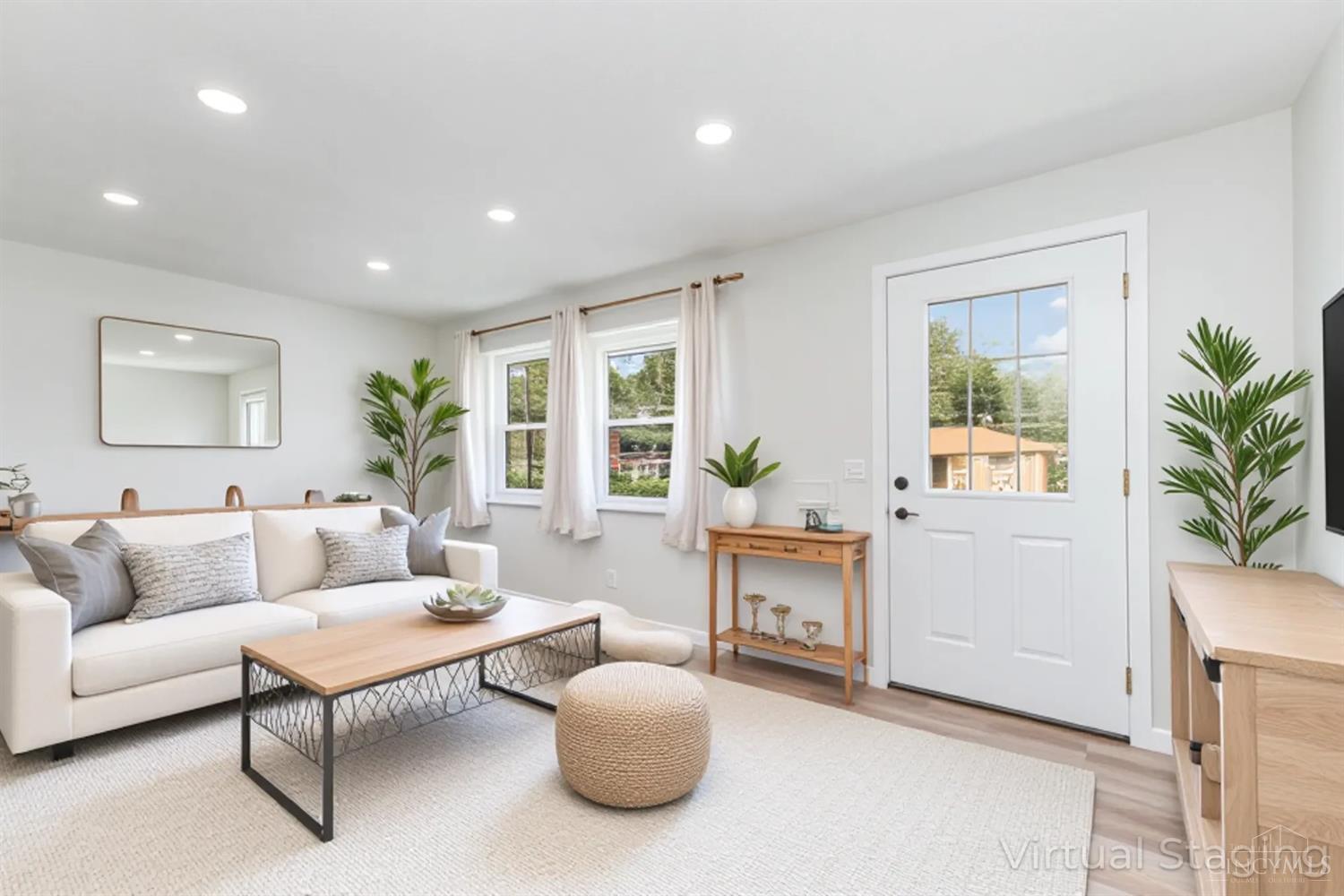 4667 Shady Lawn Terrace