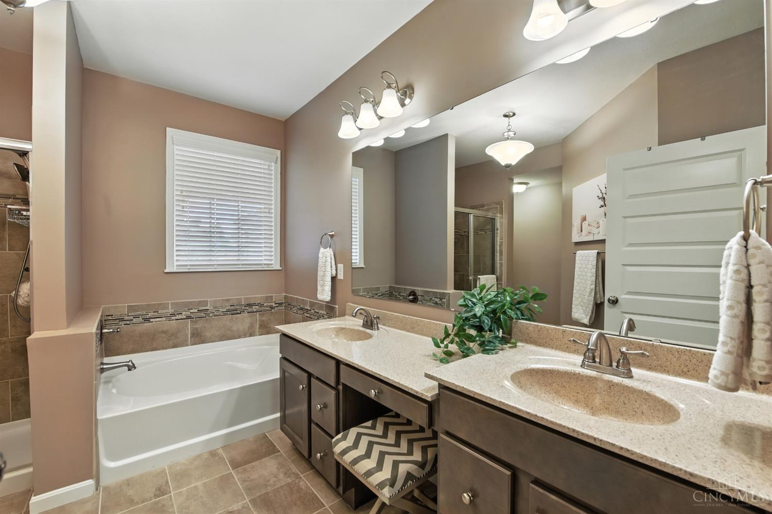 4520 Furlong Trail