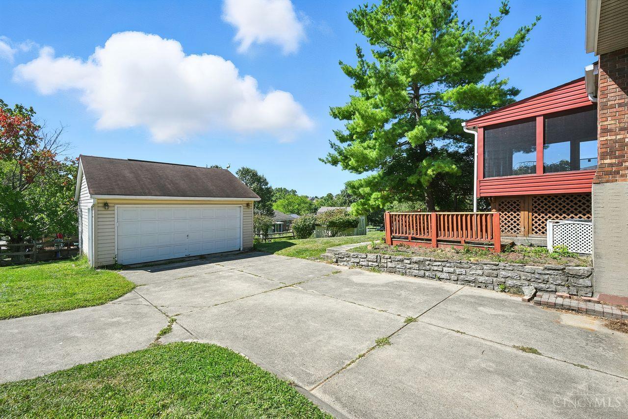 3731 Ridgedale Drive