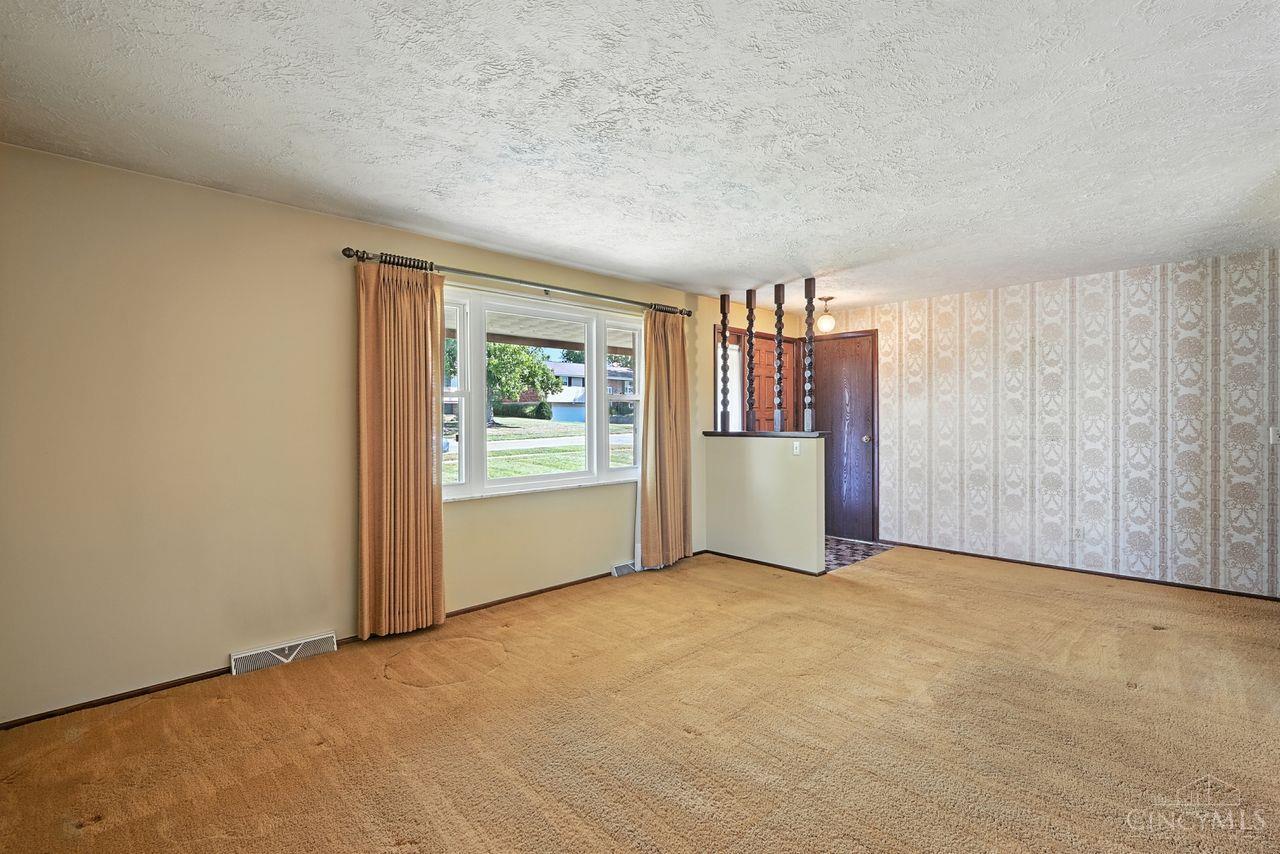 3731 Ridgedale Drive