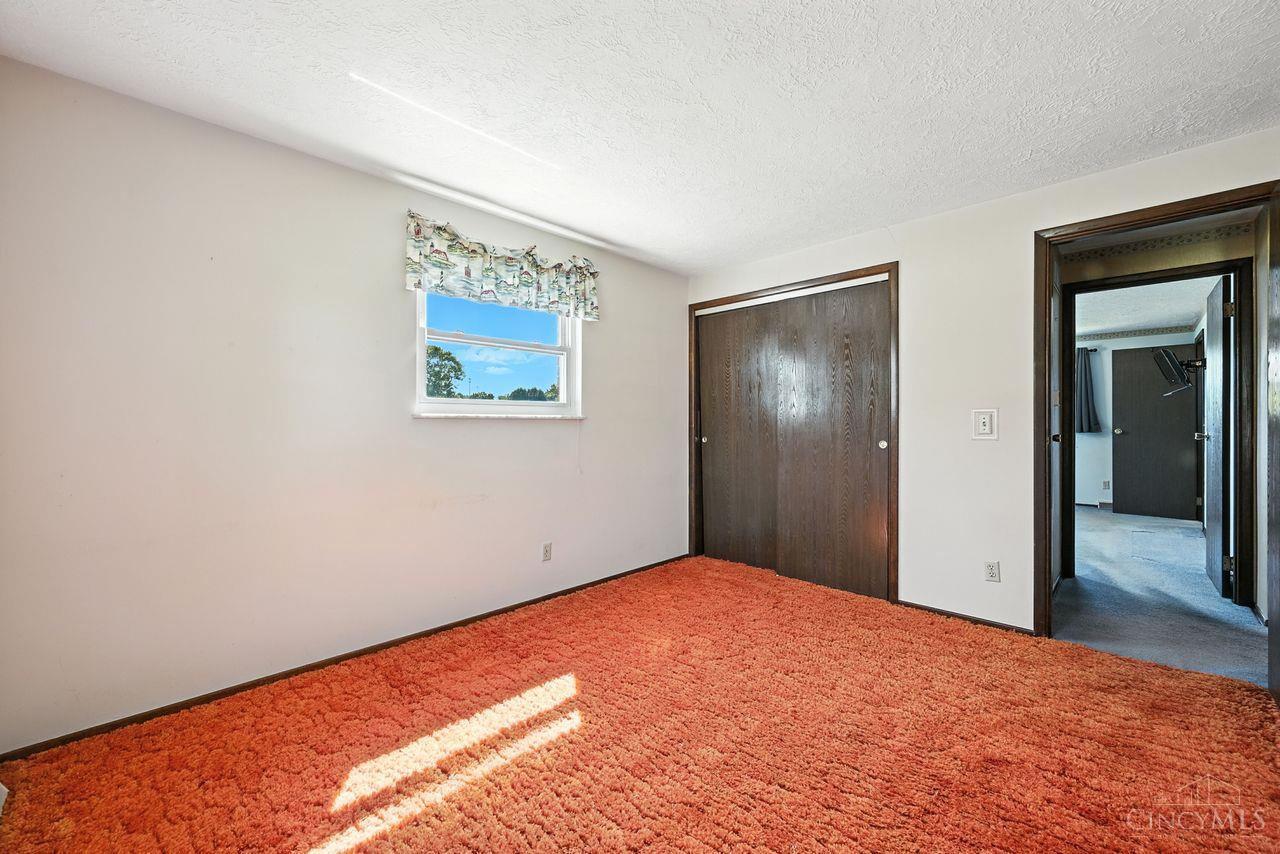 3731 Ridgedale Drive