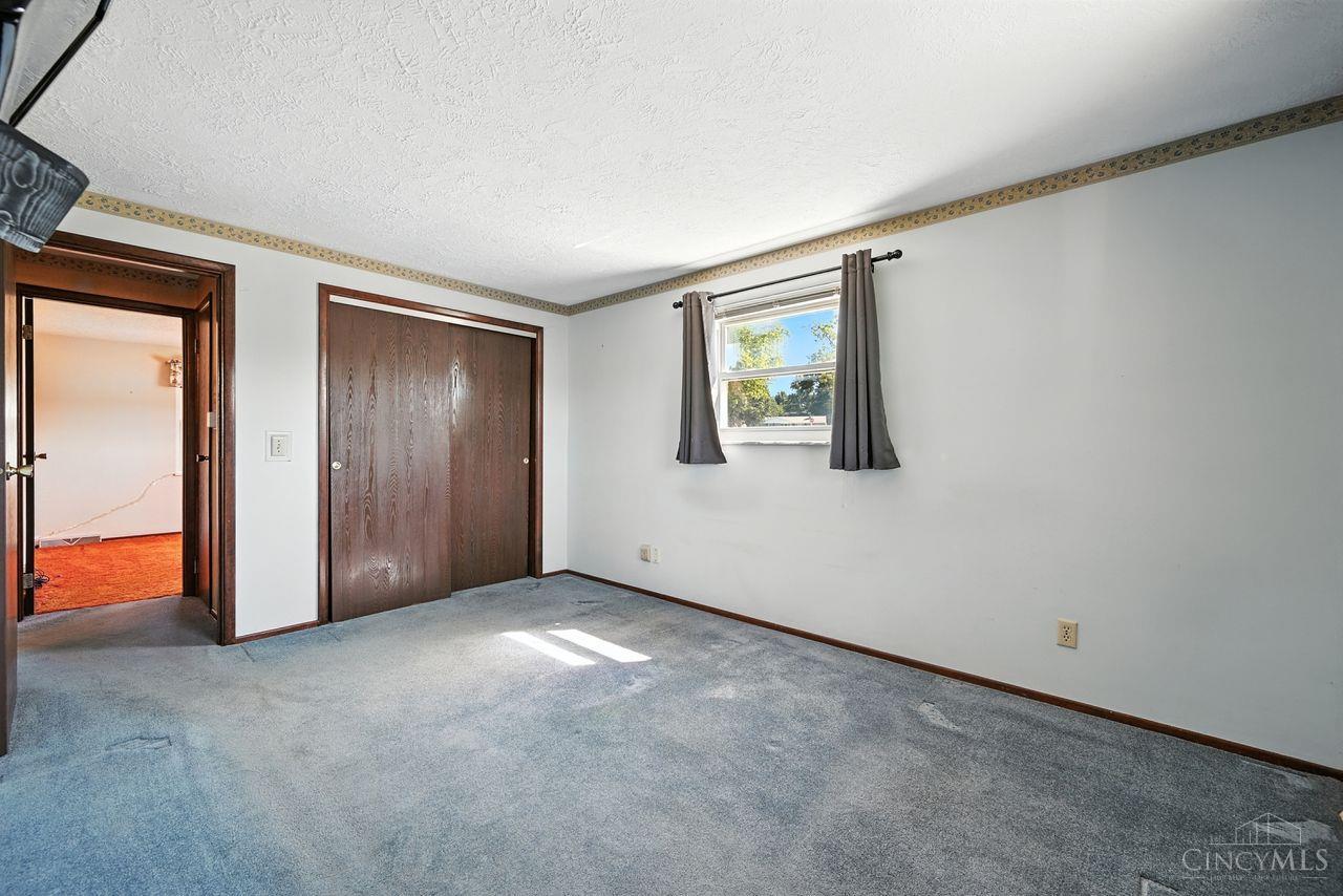 3731 Ridgedale Drive