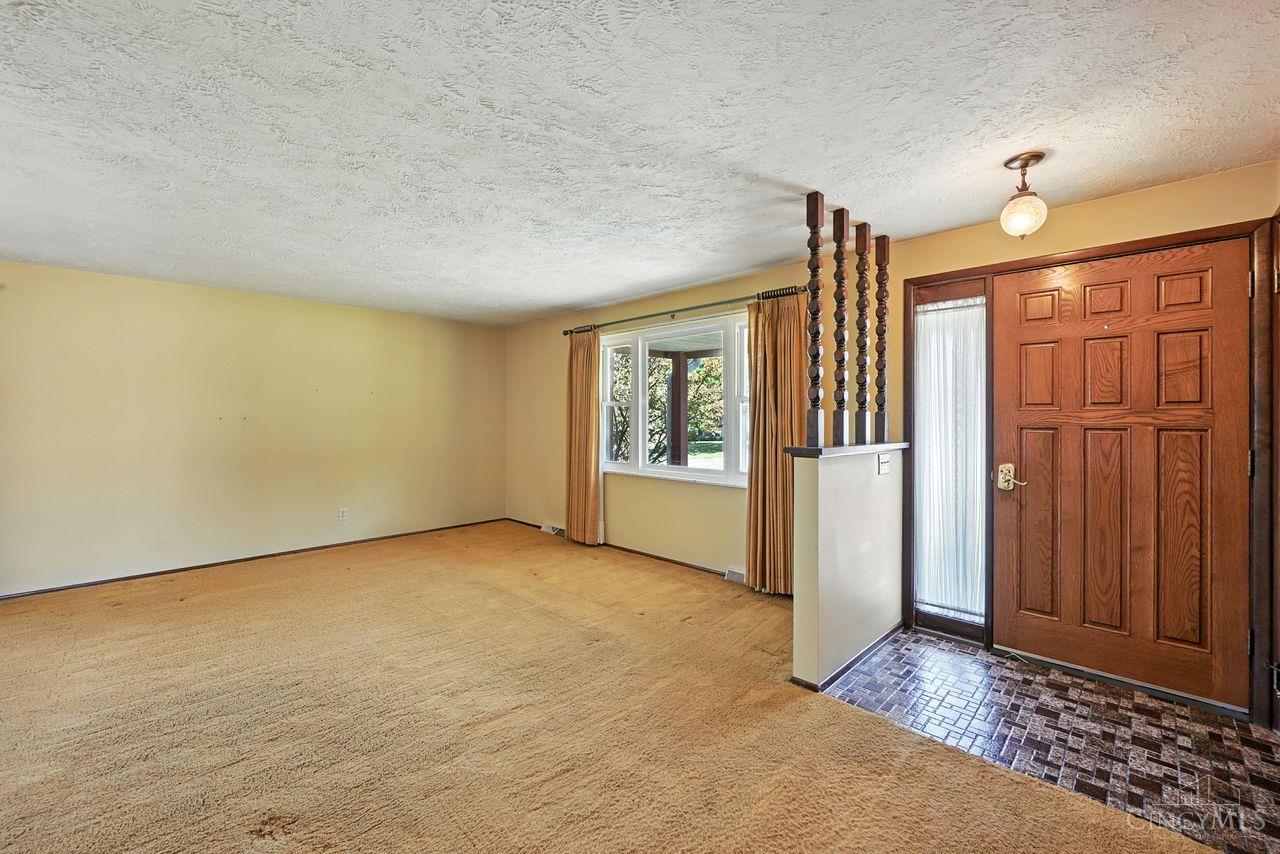 3731 Ridgedale Drive