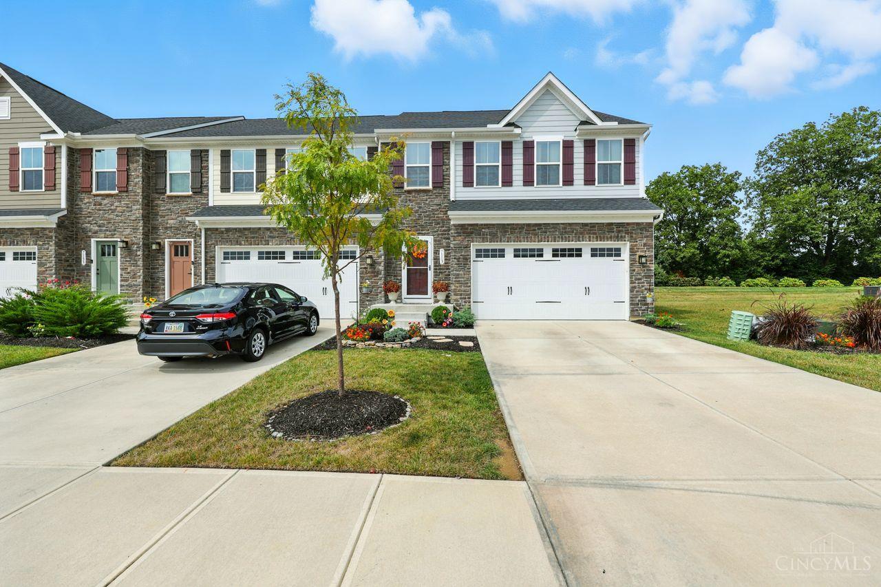 7113 Shady Brook Bend