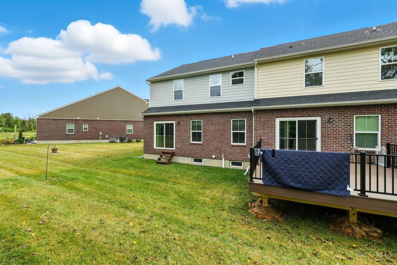 7113 Shady Brook Bend