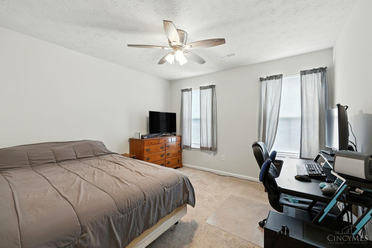 7113 Shady Brook Bend